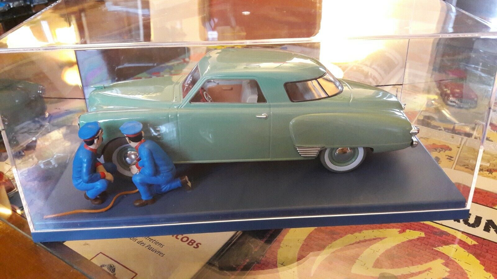 Comicsvalue Autos Tintin La Studebaker Du Garage Simoun